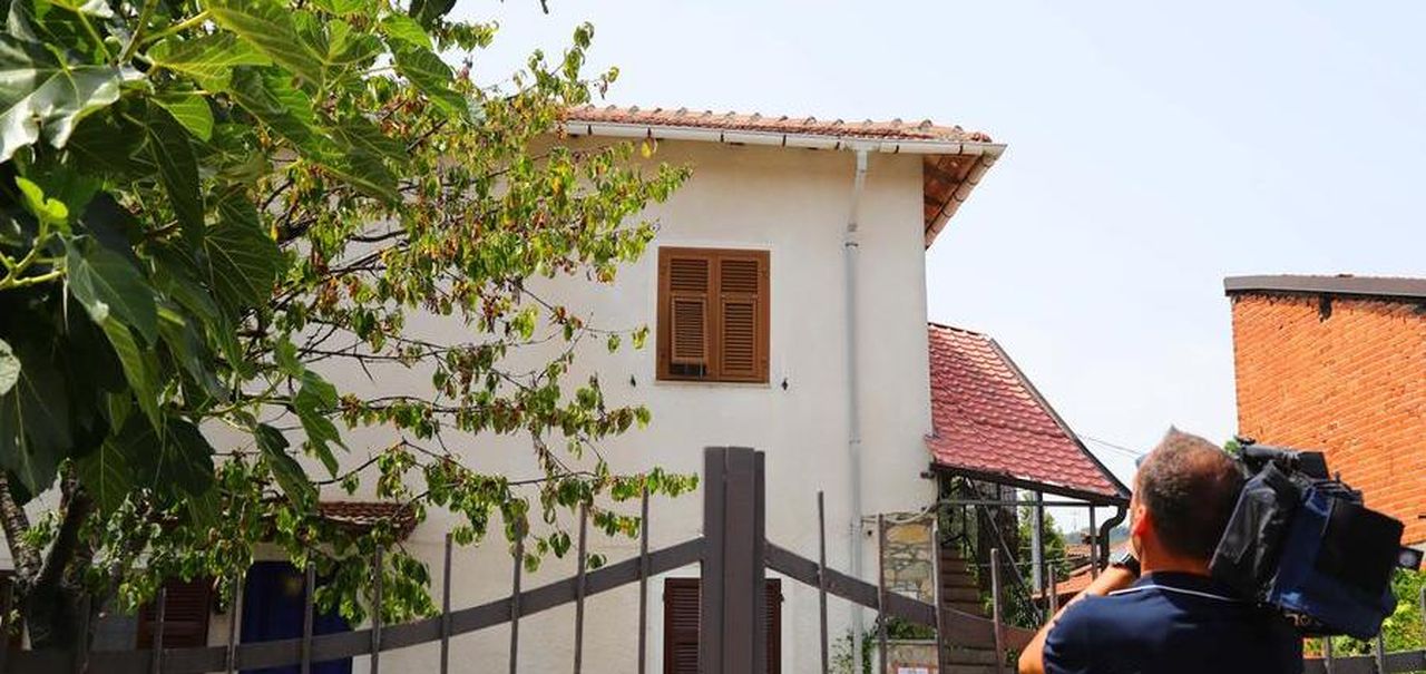 Stanca delle violenze strangola il marito: la confessione della 60enne di Borghetto Borbera