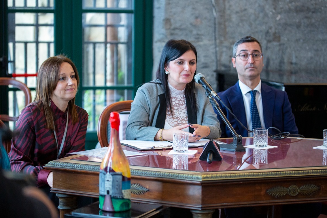 Cantine Federiciane presenta: “Flegreo-Art – Bollicine per Napoli – 2500 Anni di Storia da Brindare”